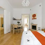 Maison Elegance 3 Bedroom Krakow Old Town Flat